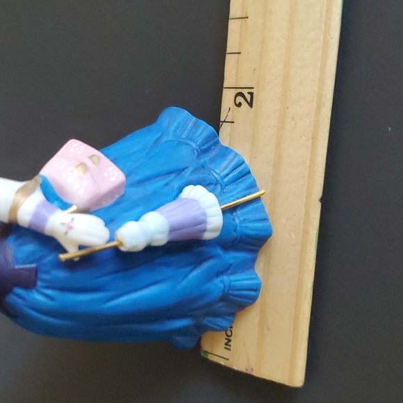 Avon Collectibles Mrs P.F.E. Albee 1996 - Picture 10 of 10